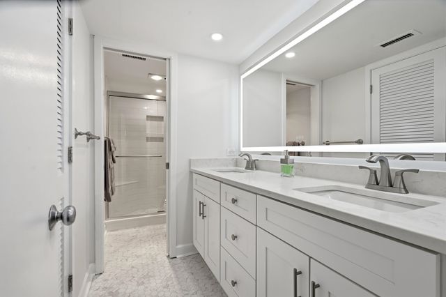 100 Ocean Creek Dr Apt L1, Myrtle Beach, SC 29572