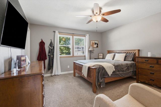 4024 Cardinal Court, Cedar Falls, IA 50613
