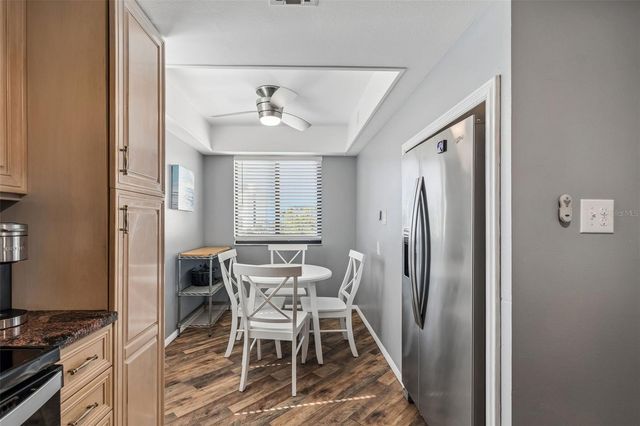 6263 MIDNIGHT PASS ROAD 301, Sarasota, FL 34242