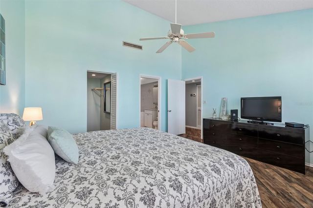 6263 MIDNIGHT PASS ROAD 301, Sarasota, FL 34242