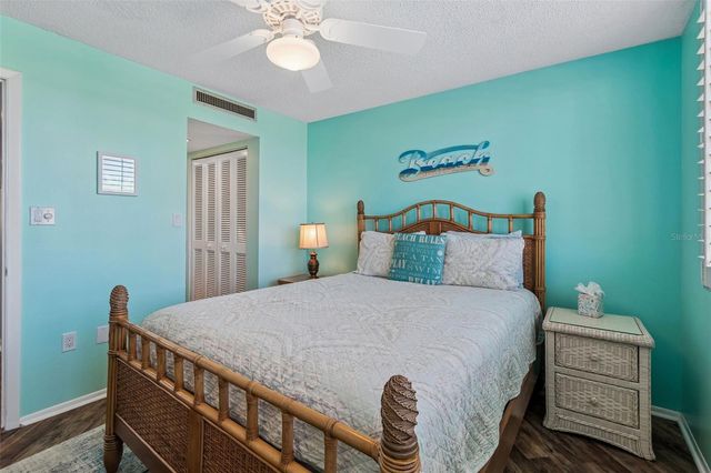 6263 MIDNIGHT PASS ROAD 301, Sarasota, FL 34242