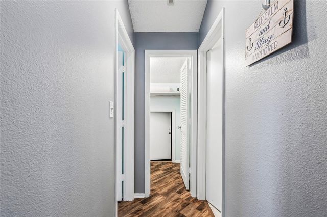 6263 MIDNIGHT PASS ROAD 301, Sarasota, FL 34242