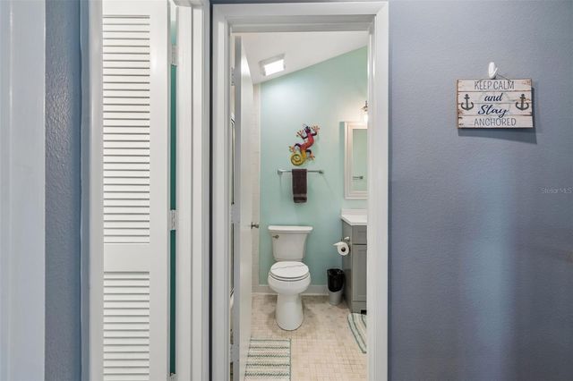 6263 MIDNIGHT PASS ROAD 301, Sarasota, FL 34242