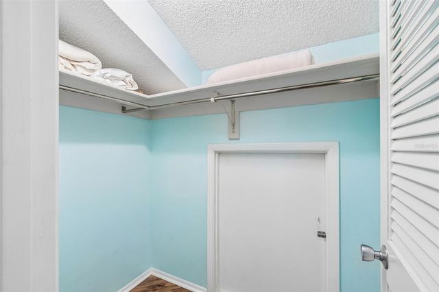 6263 MIDNIGHT PASS ROAD 301, Sarasota, FL 34242