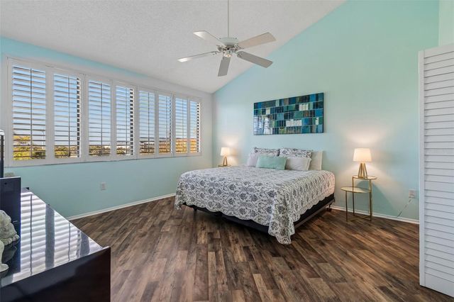 6263 MIDNIGHT PASS ROAD 301, Sarasota, FL 34242