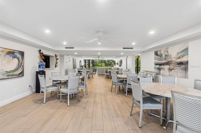 6263 MIDNIGHT PASS ROAD 301, Sarasota, FL 34242