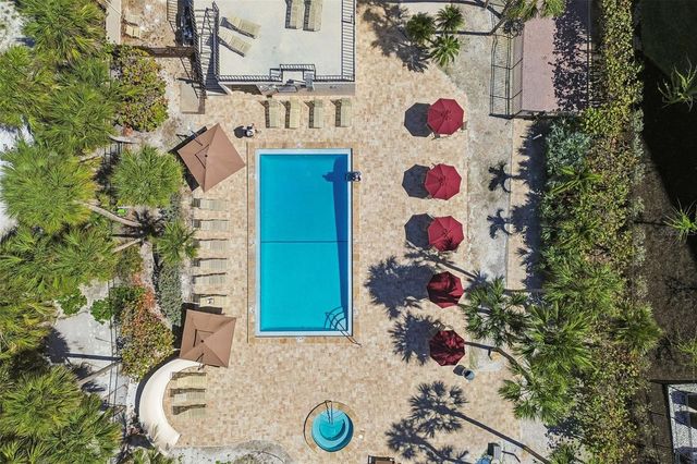 6263 MIDNIGHT PASS ROAD 301, Sarasota, FL 34242