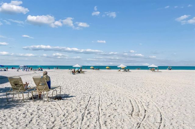 6263 MIDNIGHT PASS ROAD 301, Sarasota, FL 34242