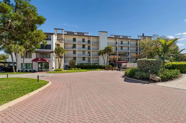 6263 MIDNIGHT PASS ROAD 301, Sarasota, FL 34242