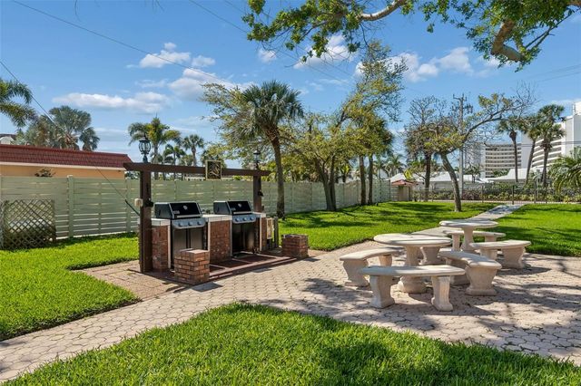 6263 MIDNIGHT PASS ROAD 301, Sarasota, FL 34242