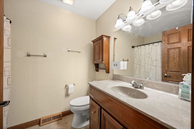 2S456 Cedar Court, Elburn, IL 60119