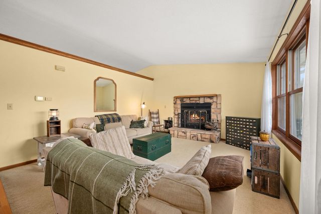 2S456 Cedar Court, Elburn, IL 60119