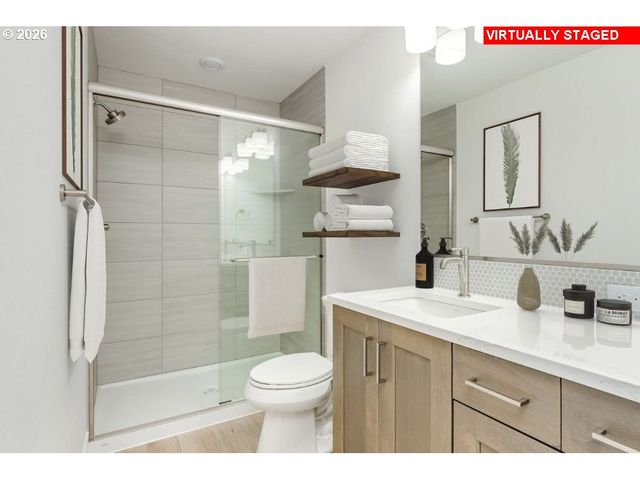 4256 Se CENTURY Blvd, Hillsboro, OR 97123