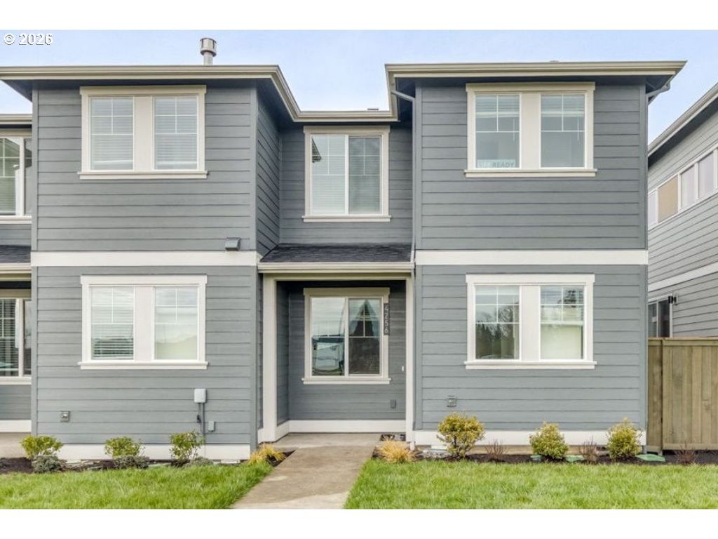 4256 Se CENTURY Blvd, Hillsboro, OR 97123