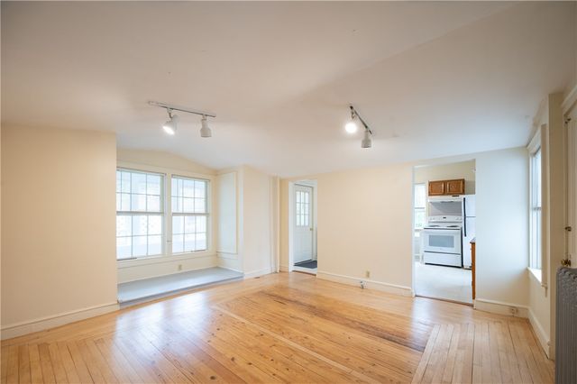 10 Hendricks Street, South Kingstown, RI 02879