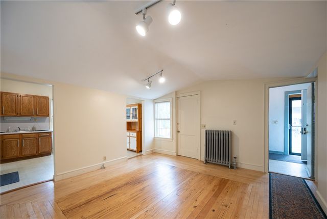 10 Hendricks Street, South Kingstown, RI 02879