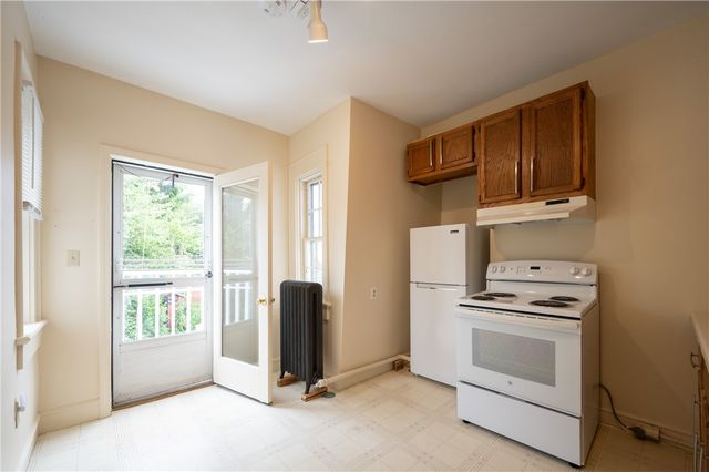 10 Hendricks Street, South Kingstown, RI 02879