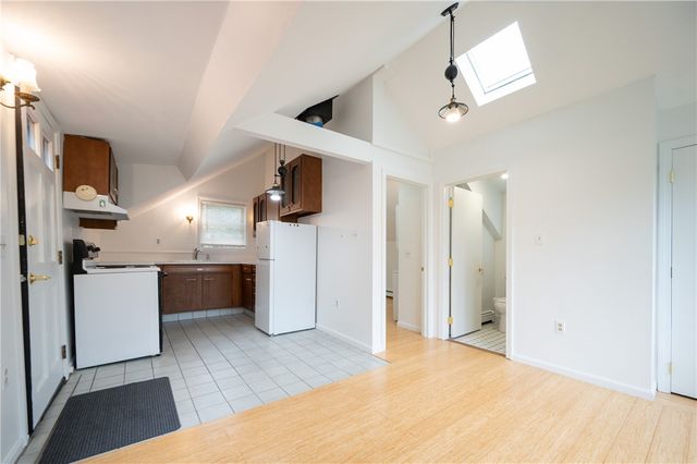 10 Hendricks Street, South Kingstown, RI 02879