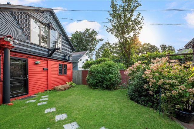 10 Hendricks Street, South Kingstown, RI 02879