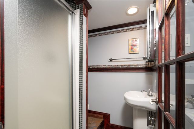 10 Hendricks Street, South Kingstown, RI 02879