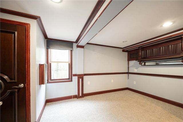 10 Hendricks Street, South Kingstown, RI 02879