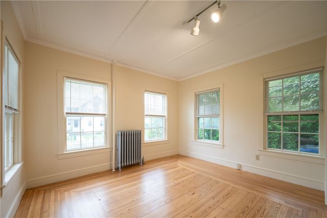 10 Hendricks Street, South Kingstown, RI 02879