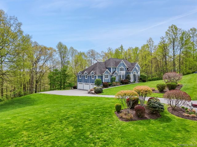 4 Fieldstone Drive, Katonah, NY 10536