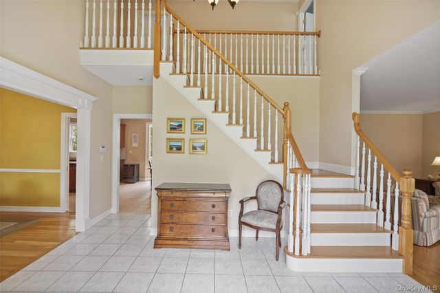 4 Fieldstone Drive, Katonah, NY 10536