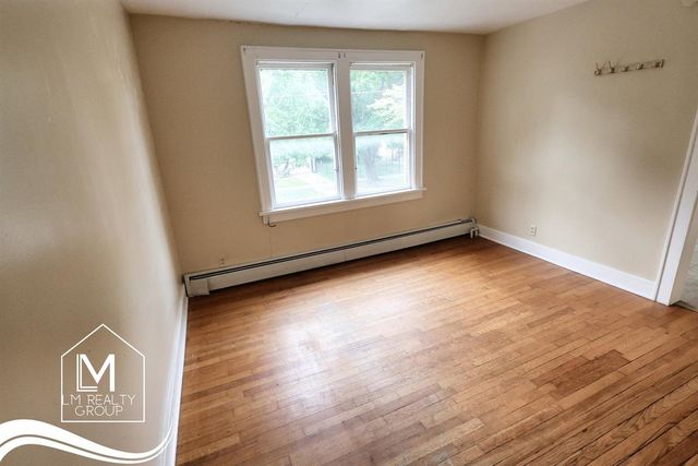 190 W Dale Avenue, Muskegon, MI 49441