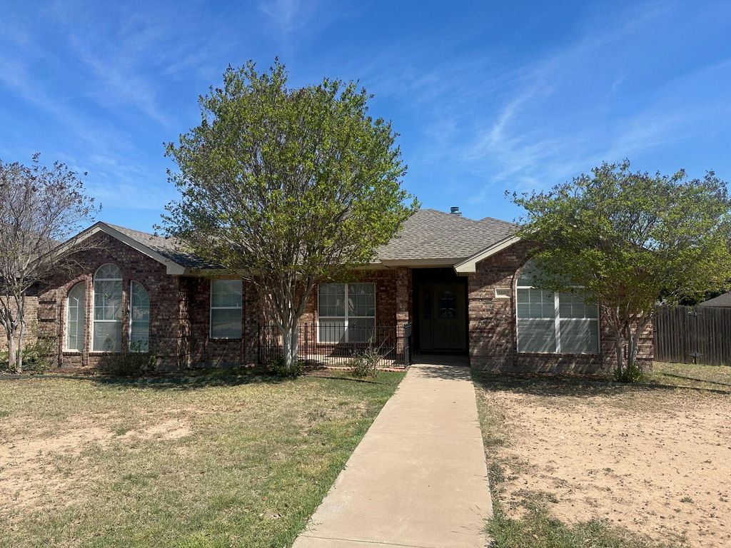 Image 1 of property listing at 3602 Dominion Ridge Circle, San Angelo, TX 76904