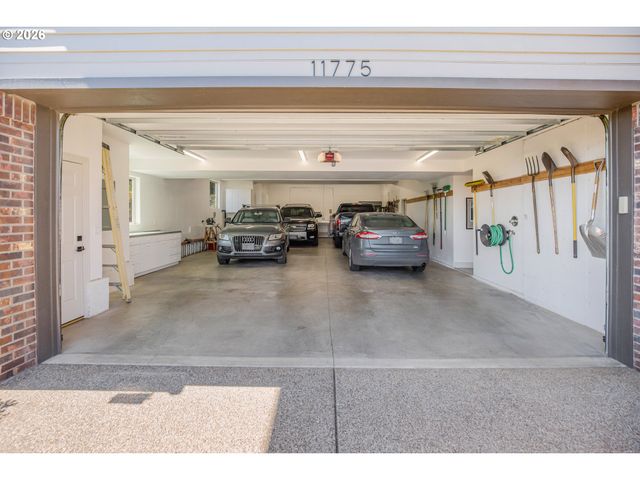 11775 Se William Otty Rd, Happy Valley, OR 97086