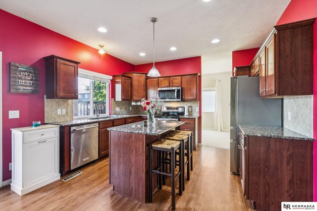 1506 Halifax Street, Bellevue, NE 68123