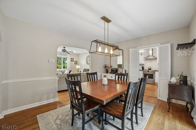 6 Cherry Ln, Caldwell Boro Twp., NJ 07006