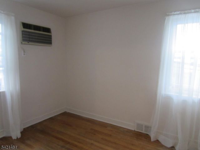 63 Norman Rd, Newark City, NJ 07106