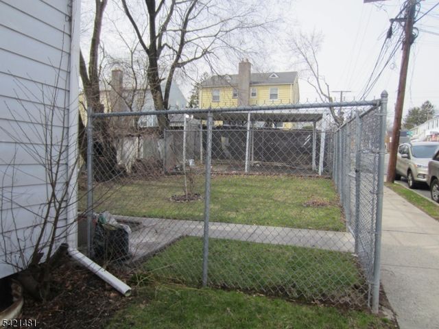 63 Norman Rd, Newark City, NJ 07106