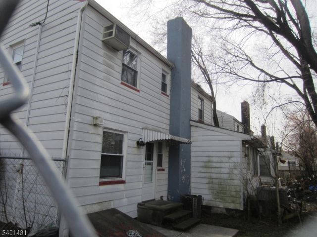 63 Norman Rd, Newark City, NJ 07106