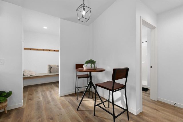 305 W SMITH AVENUE, Oshkosh, WI 54901