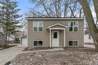 305 W SMITH AVENUE, Oshkosh, WI 54901