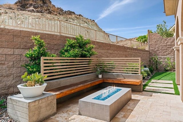 38 Costa Tropical Drive, Henderson, NV 89011