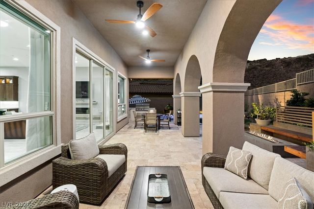 38 Costa Tropical Drive, Henderson, NV 89011