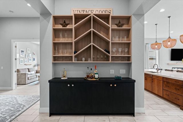 38 Costa Tropical Drive, Henderson, NV 89011