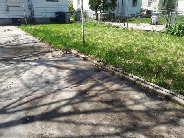 4450 N 25th STREET, Milwaukee, WI 53209
