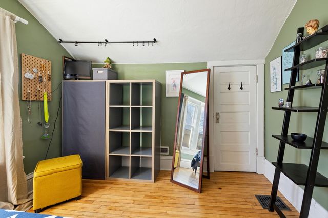 4348 14th Avenue S, Minneapolis, MN 55407