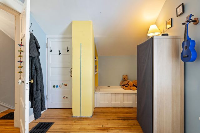 4348 14th Avenue S, Minneapolis, MN 55407