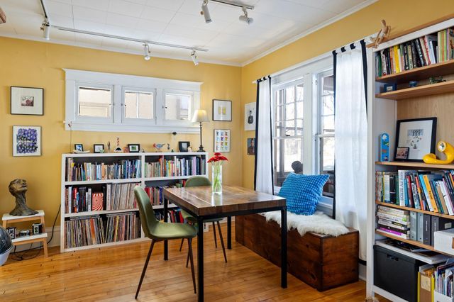 4348 14th Avenue S, Minneapolis, MN 55407