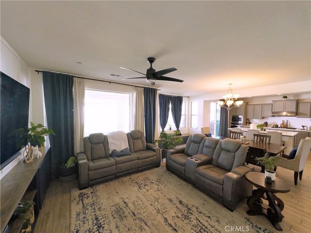 14206 Everton, Bakersfield, CA 93311