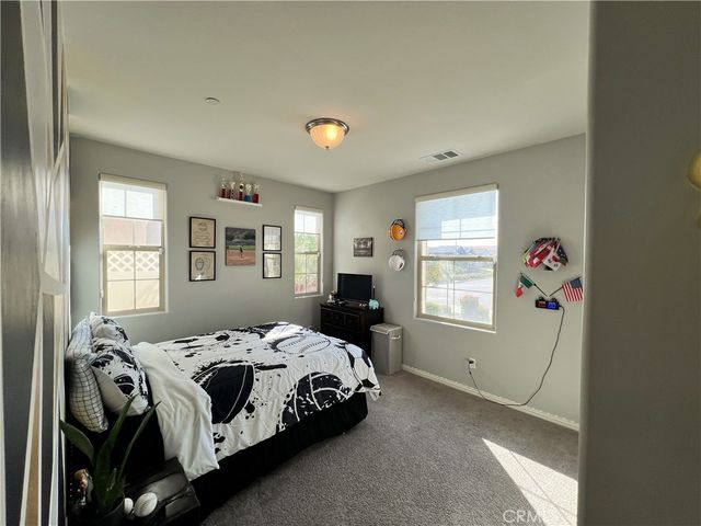 14206 Everton, Bakersfield, CA 93311