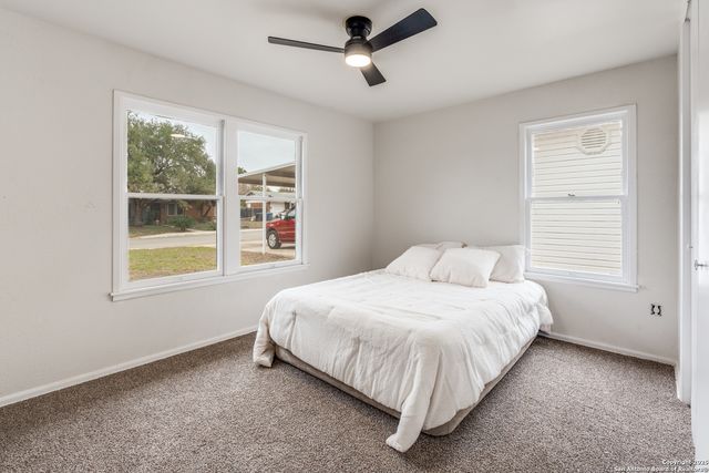 322 Kate Schenck, San Antonio, TX 78223