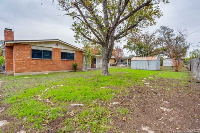 322 Kate Schenck, San Antonio, TX 78223