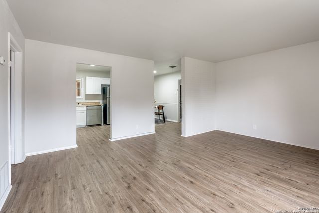 322 Kate Schenck, San Antonio, TX 78223